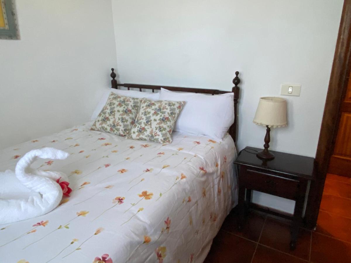 Las Rosas  Casas Rurales Tio Antonio מראה חיצוני תמונה